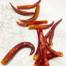 فلفل قرمز 100 گرمی قلب سبز